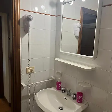 Fosso Delle Carceri Apartmán San Vitale