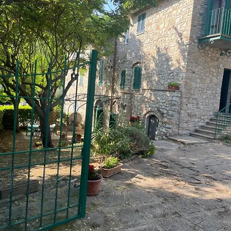 Fosso Delle Carceri Apartmán