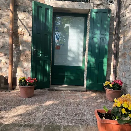 Fosso Delle Carceri Apartamento *